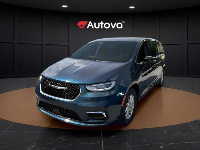 2024 Chrysler Pacifica Touring L for sale in Forest, VA