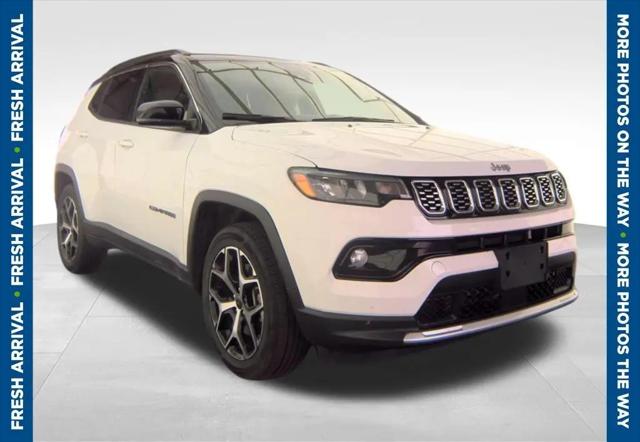2025 Jeep Compass Limited 4x4 for sale in Davenport, IA