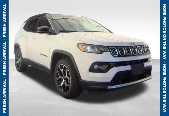 2025 Jeep Compass Limited 4x4 for sale in Davenport, IA