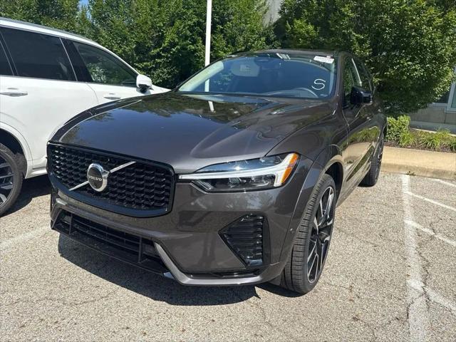 2024 Volvo XC60 Recharge T8 Ultimate Dark Theme for sale near Dublin, OH