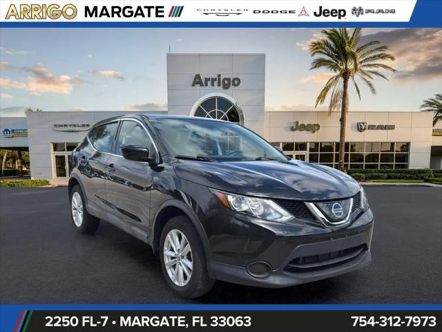 2019 Nissan Rogue Sport S for sale in Margate, FL