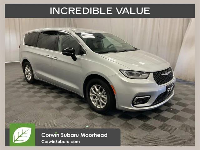 2024 Chrysler Pacifica Touring L for sale in Moorhead, MN