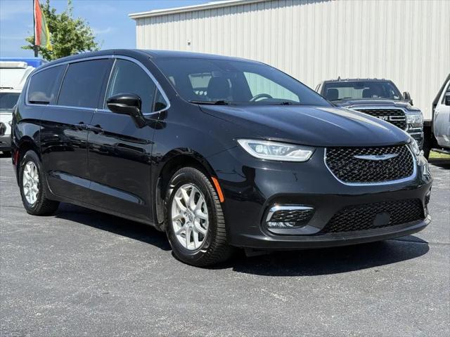 2024 Chrysler Pacifica Touring for sale in Fort Wayne, IN