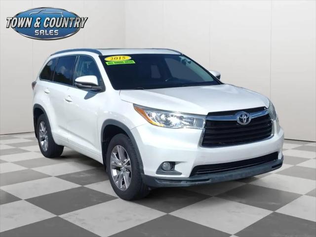 2015 Toyota Highlander XLE V6 for sale in Quinnesec, MI