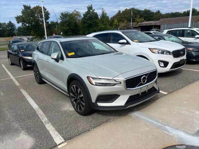 2020 Volvo V60 Cross Country T5 for sale in Westford, MA