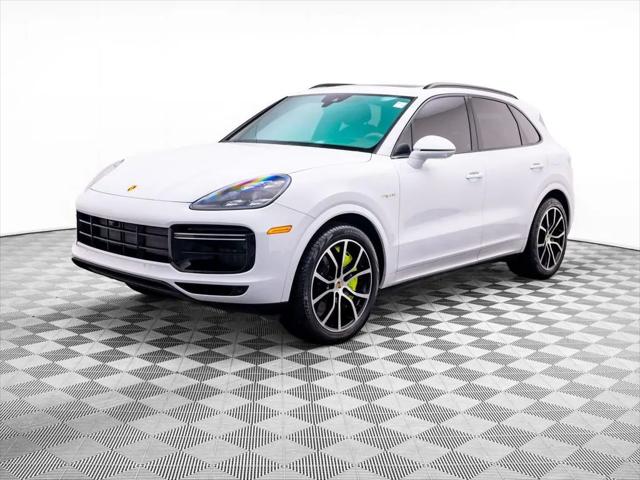 2023 Porsche Cayenne E-Hybrid Turbo S for sale in Barrington, IL