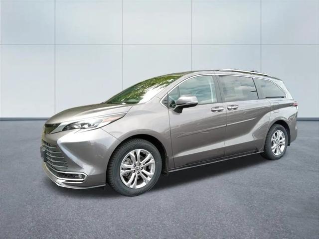 2023 Toyota Sienna Platinum for sale in Norwood, MA