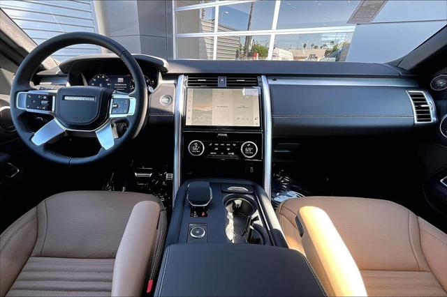 2026 Land Rover Discovery Dynamic SE