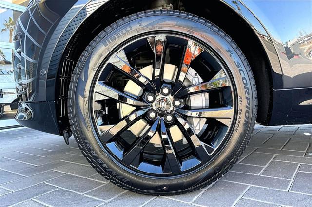 2026 Land Rover Discovery Dynamic SE
