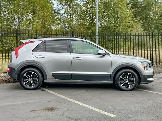 2025 Kia Niro LX