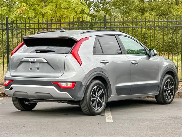 2025 Kia Niro LX