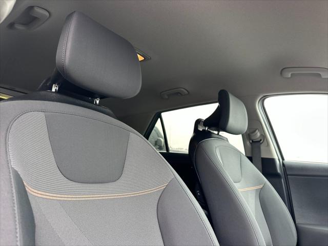 2025 Kia Niro LX