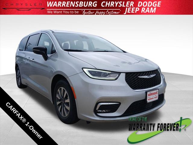 2024 Chrysler Pacifica Hybrid Select for sale in Warrensburg, MO