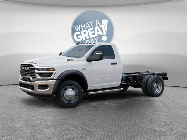 2027 RAM Ram 5500 Chassis Cab RAM 5500 TRADESMAN CHASSIS REGULAR CAB 4X4 60 CA