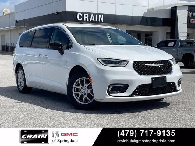 2024 Chrysler Pacifica Touring L for sale in Springdale, AR