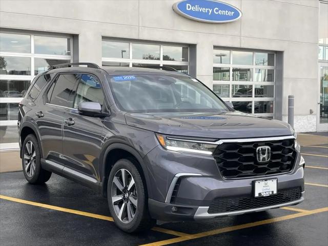 2025 Honda Pilot Touring for sale in Green Bay, WI