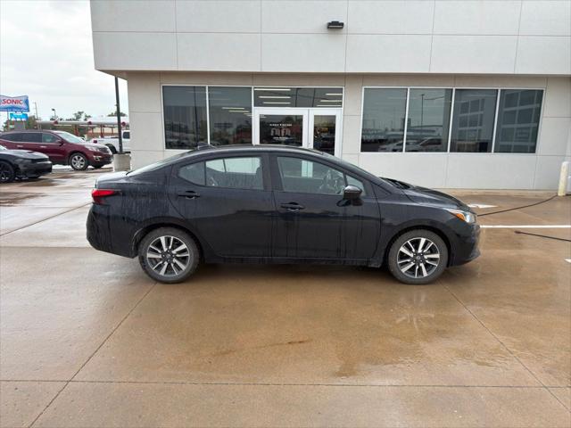 2021 Nissan Versa SV Xtronic CVT