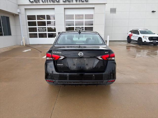 2021 Nissan Versa SV Xtronic CVT