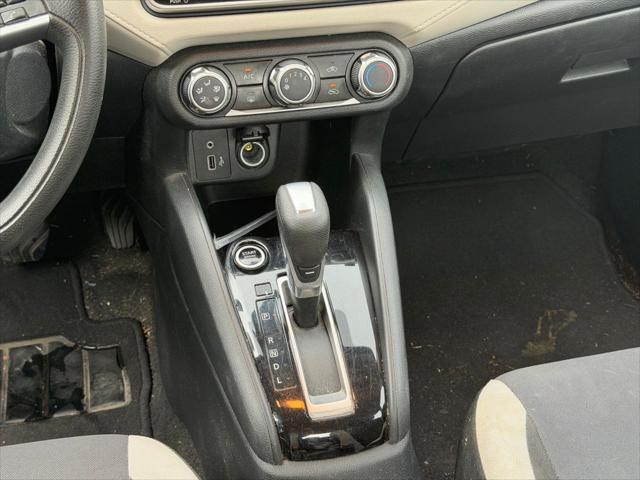 2021 Nissan Versa SV Xtronic CVT