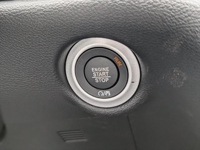 2027 Chrysler Pacifica Select AWD