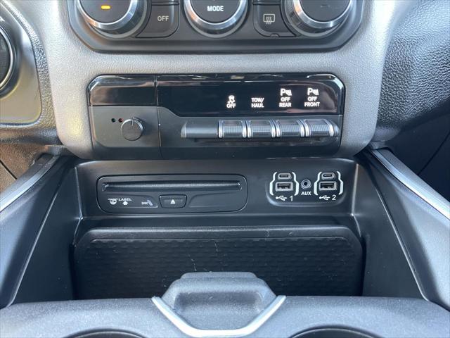 2019 Ram 1500 Big Horn/Lone Star Crew Cab 4x4 57 Box