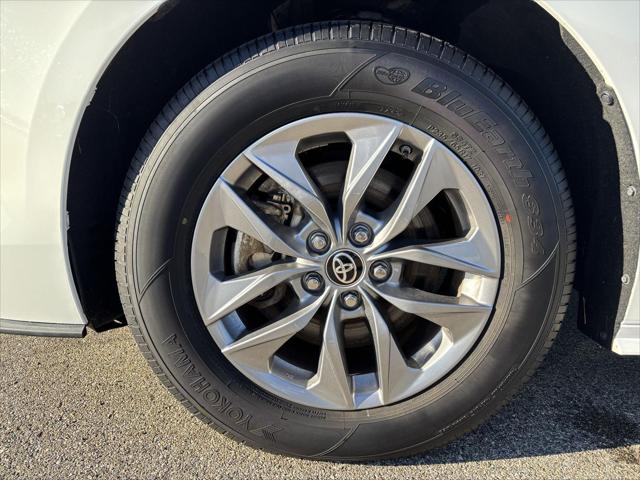 Used 2025 Toyota Sienna LE For Sale in Jackson, MI