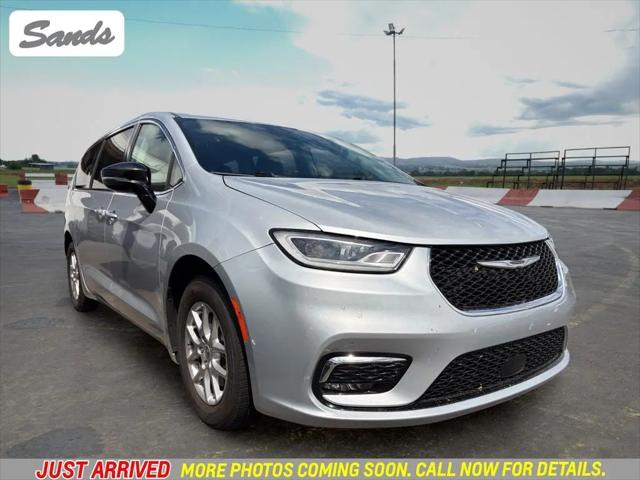 2024 Chrysler Pacifica Touring L for sale in Glendale, AZ