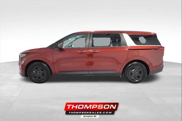 2025 Kia Carnival MPV LXS for sale in Springfield, MO