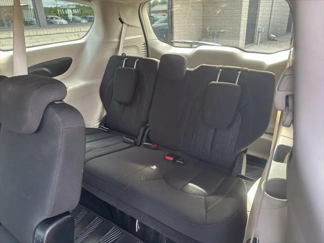 2017 Chrysler Pacifica Touring