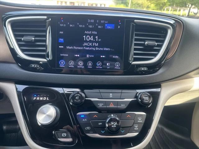 2017 Chrysler Pacifica Touring