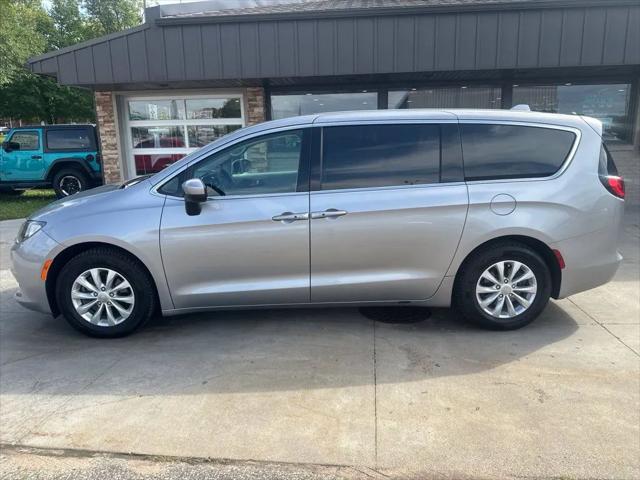 2017 Chrysler Pacifica Touring