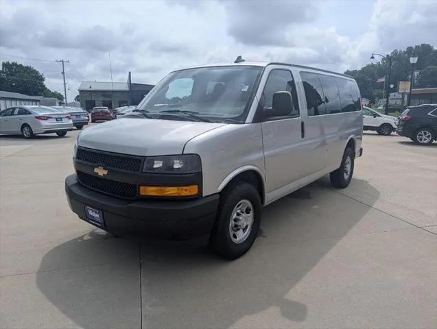 2022 Chevrolet Express Passenger RWD 2500 Regular Wheelbase LS for sale in Silvis, IL