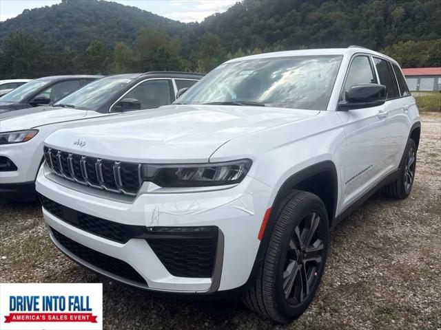 2027 Jeep Grand Cherokee Limited for sale in Pikeville, KY