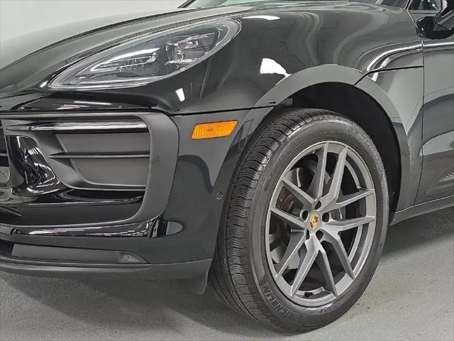 2023 Porsche Macan Macan