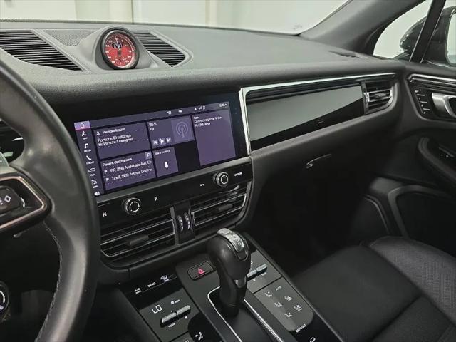 2023 Porsche Macan Macan