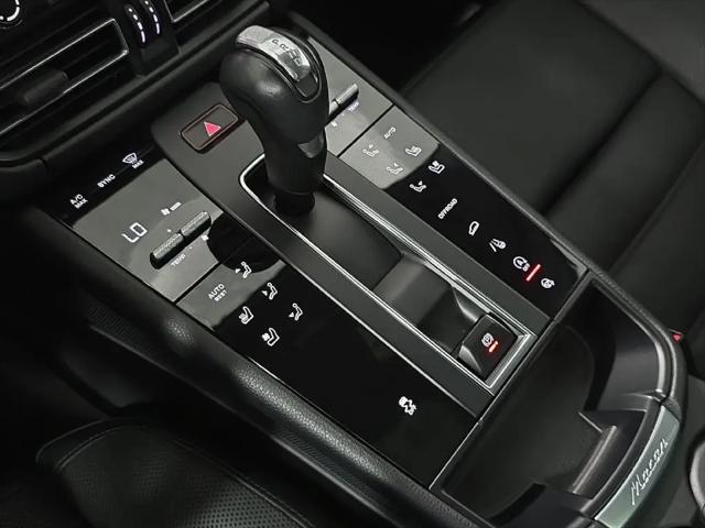 2023 Porsche Macan Macan