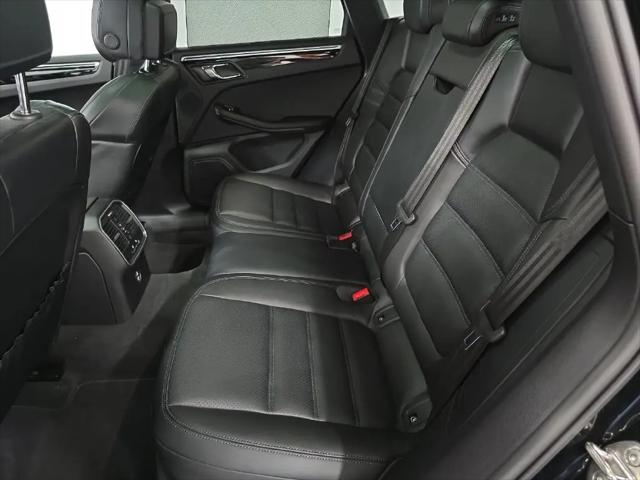 2023 Porsche Macan Macan
