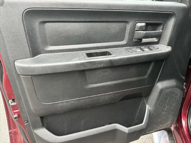 2018 Ram 1500 Express Quad Cab 4x4 64 Box