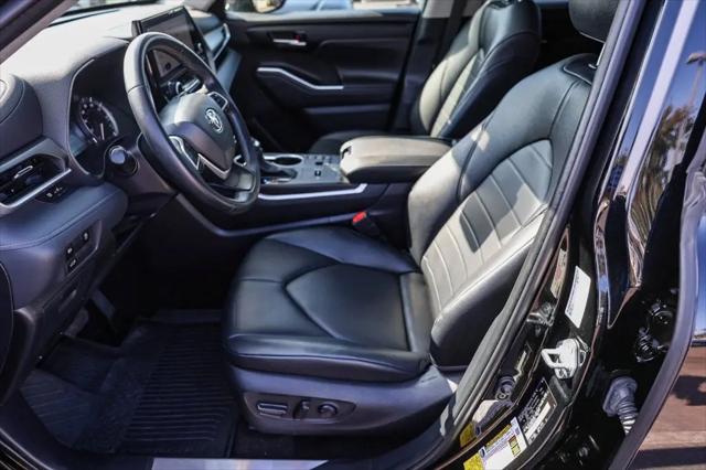 2024 Toyota Highlander XLE