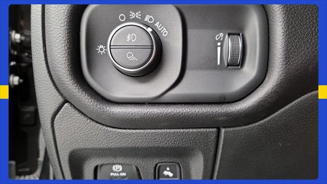 2023 Ram 1500 Big Horn Crew Cab 4x4 64 Box
