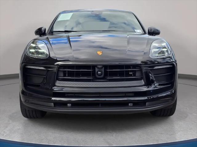 2023 Porsche Macan T