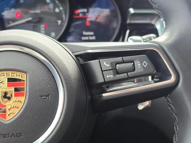 2023 Porsche Macan T