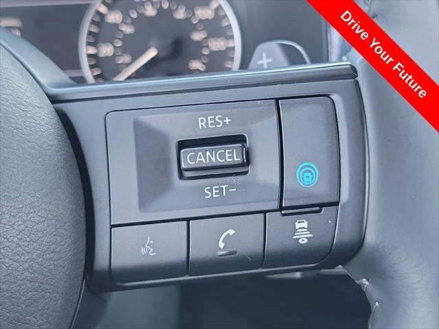 2025 Nissan Pathfinder SV FWD