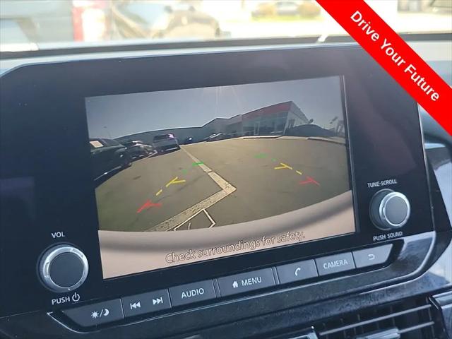 2025 Nissan Pathfinder SV FWD