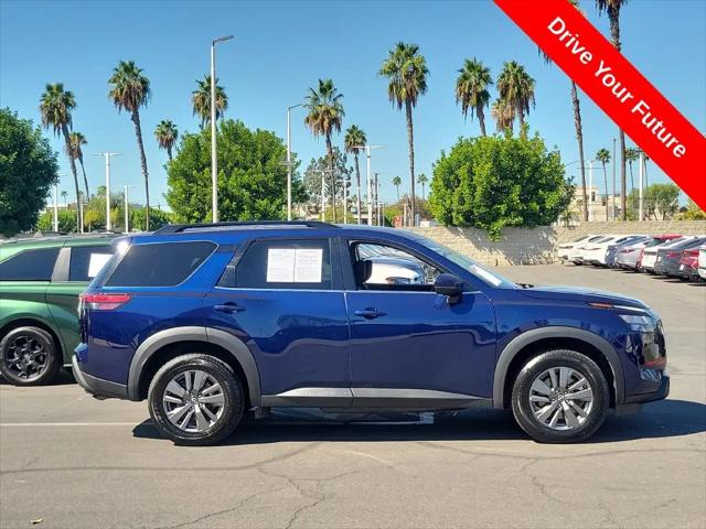 2025 Nissan Pathfinder SV FWD