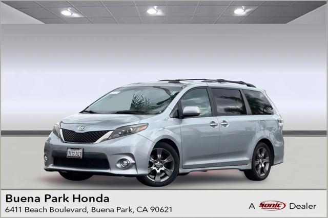 2016 Toyota Sienna SE 8 Passenger for sale in Buena Park, CA