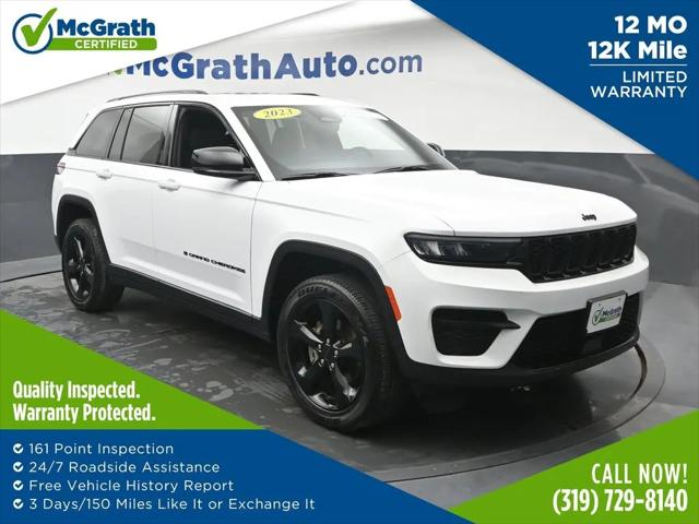 2023 Jeep Grand Cherokee Altitude 4x4 for sale in Dubuque, IA