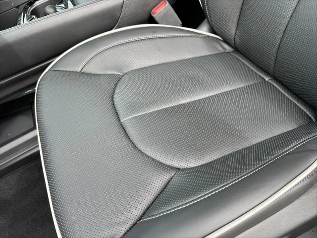 2027 Chrysler Pacifica Limited AWD
