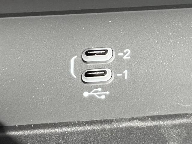 2027 Chrysler Pacifica Limited AWD