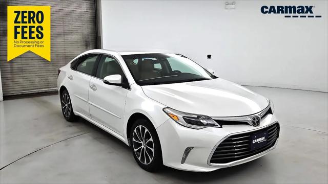 2017 Toyota Avalon XLE for sale in Schaumburg, IL